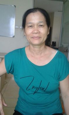 Cô Hiền sinh năm 61, quê Hà Nam vô cùng hiền lành thích chăm trẻ